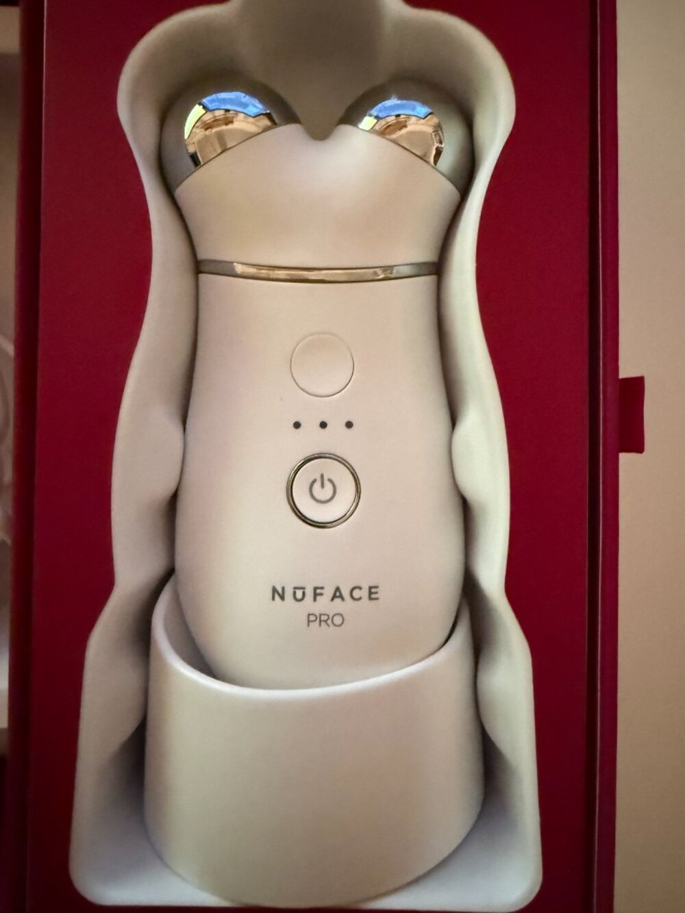 NuFace Trinity Pro - Picture 2 of 5